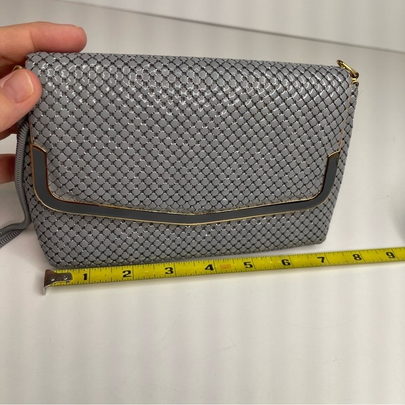 Vintage 70’s Silver Envelope Shoulder Clutch Metal Evening Bag - Picture 14 of 17